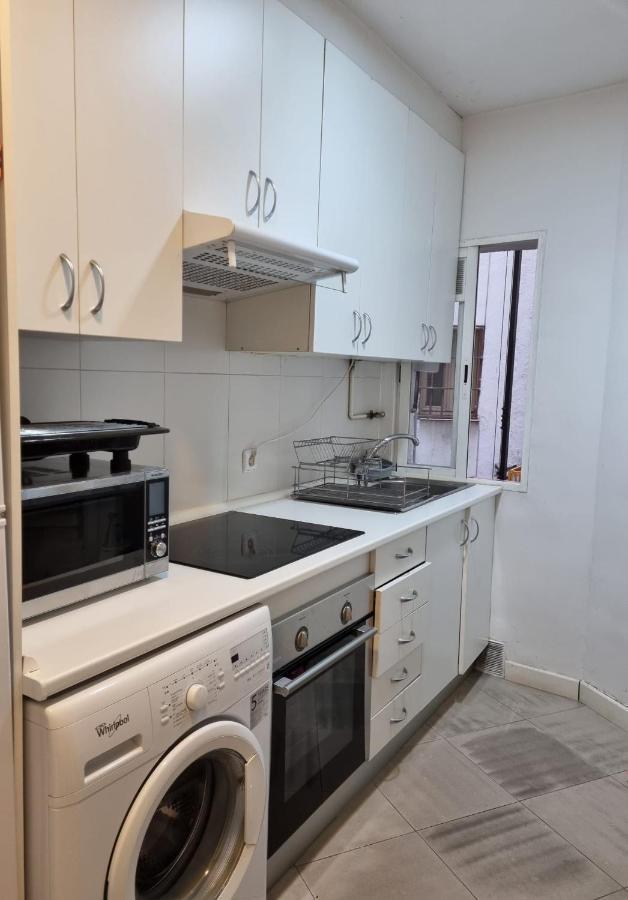 Apartmán Habitacion Matrimonial En Piso Compartido En El Centro De Madrid Exteriér fotografie